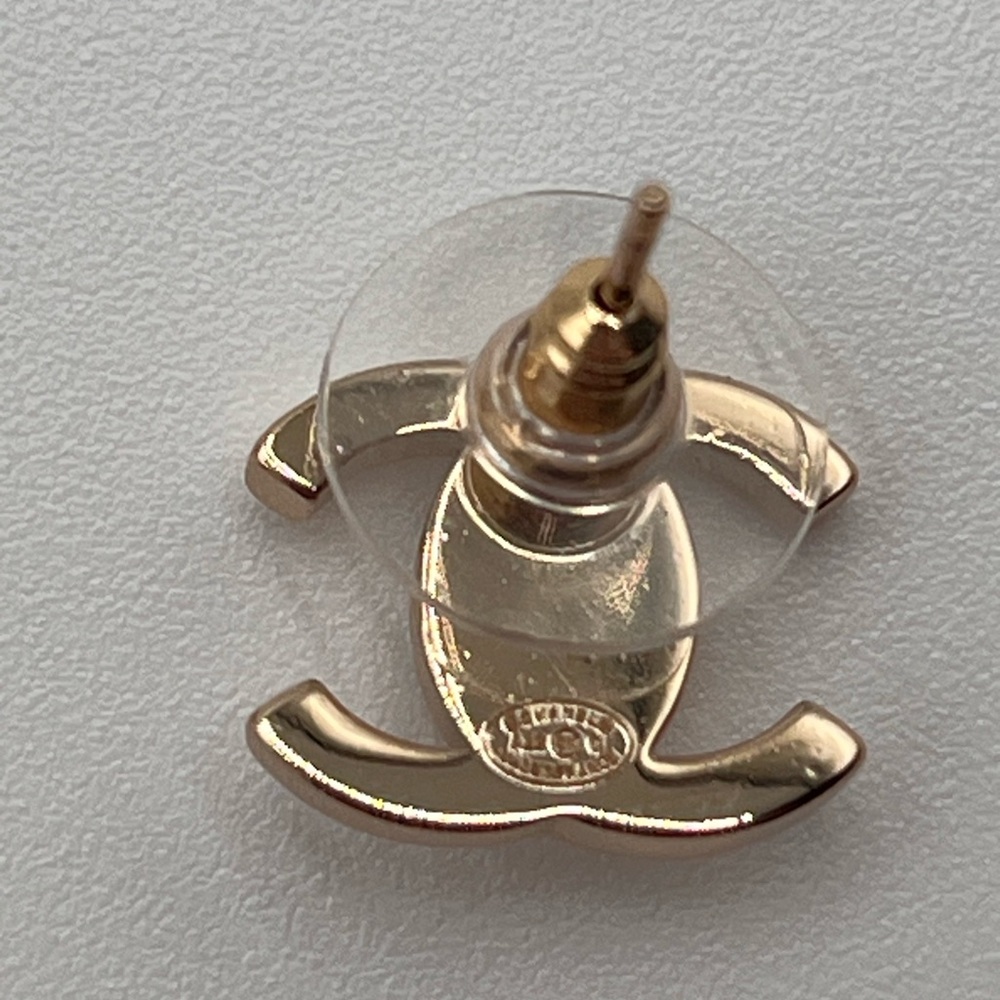 Pre Owned Chanel Gold CC Earrings - Picture 2 of 2